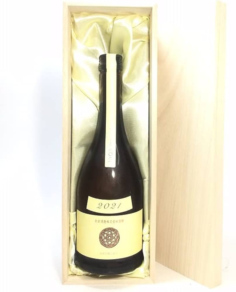 Amazon.co.jp: 新政 純米酒 エクリュ 720ml 桐箱入り : 食品・飲料・お酒