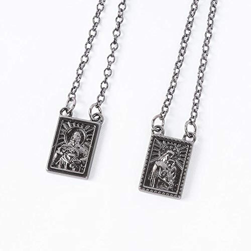 Amazon | エスカプラーリオ キリスト＆マリア【お守りネックレス