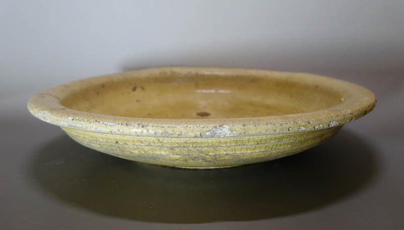Amazon.co.jp: 骨董市y古瀬戸灰釉黄瀬戸大皿大鉢メダカ鉢美濃焼38cm