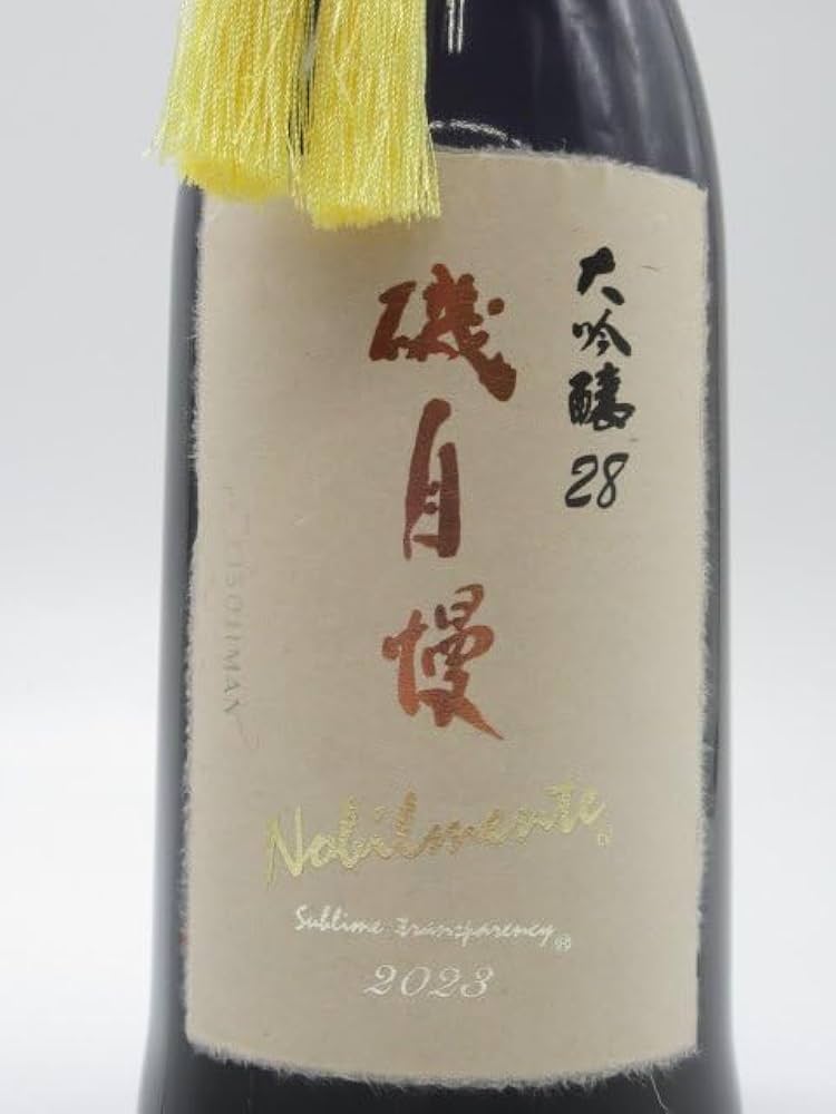 Amazon.co.jp: 磯自慢酒造 磯自慢 大吟醸28 ノビルメンテ 2023 720ml