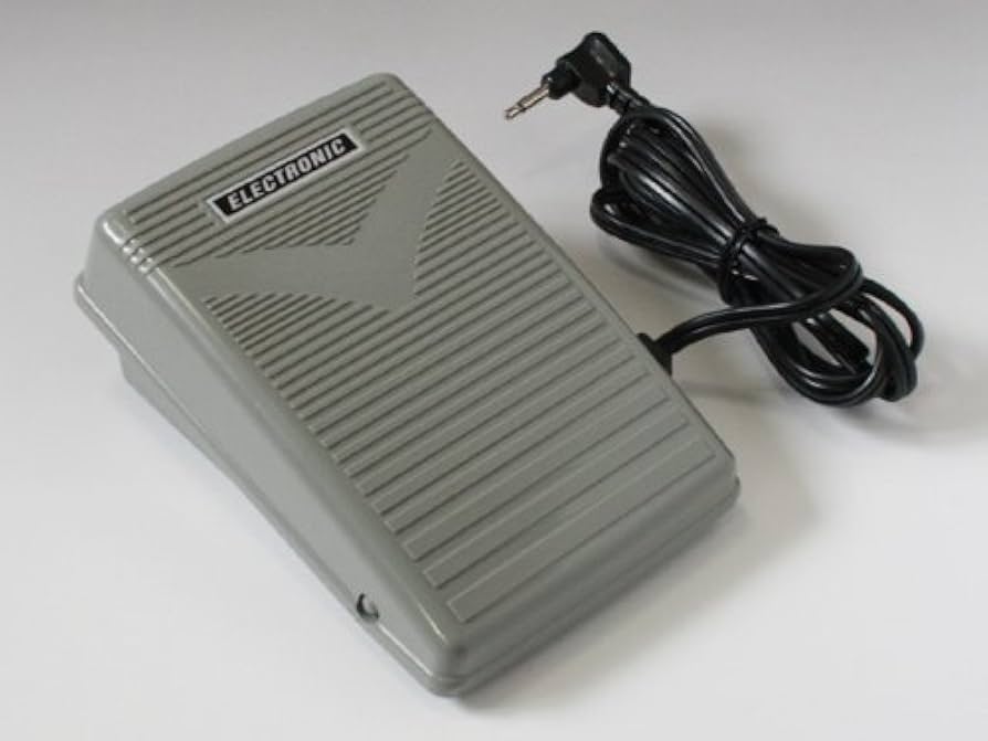 Amazon.co.jp : ジャノメミシン用フットコントローラー1P