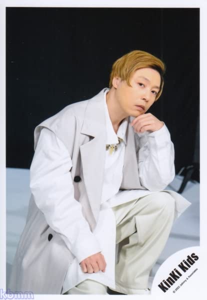 Amazon.co.jp: Kinki Kids 公式生写真（堂本剛）KKK00462 : おもちゃ