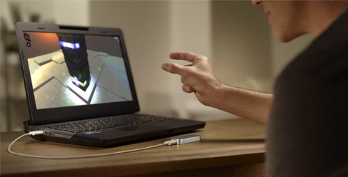 Amazon.co.jp: Leap Motion 小型モーションコントローラー 3D