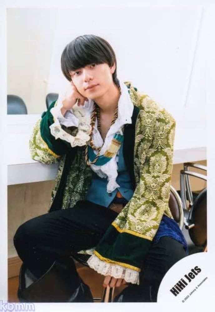 Amazon.co.jp: HiHi Jets 公式 生 写真（作間龍斗）HHJ00482 : おもちゃ