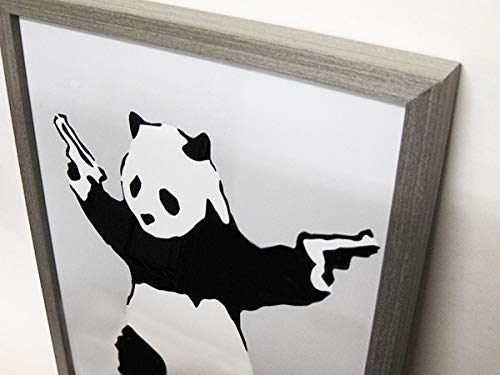 Amazon.co.jp: バンクシー アートフレーム (Panda with Guns) Banksy