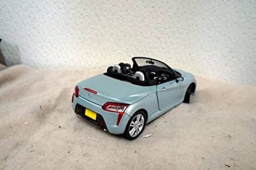 Amazon | ダイハツ コペン ローブ 1/18 ミニカー COPEN ROBE 組み立て