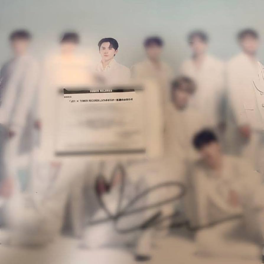 Amazon.co.jp: JO1 川西拓実 サイン入りポスター : おもちゃ