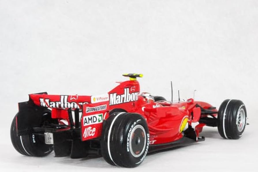 Amazon | 1/18 フェラーリ〓 F2007 / キミ・ライコネン【 マルボロ