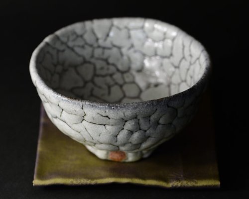 Amazon | 蓬莱茶碗 銘「石だたみ」(木箱付） 作家・人間国宝「清水卯一