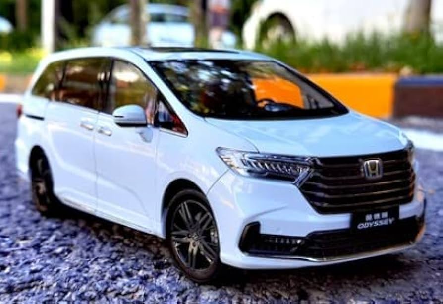 Amazon | 1/18 ミニカー オデッセイ ミニカー ODYSSEY MPV 2022 白