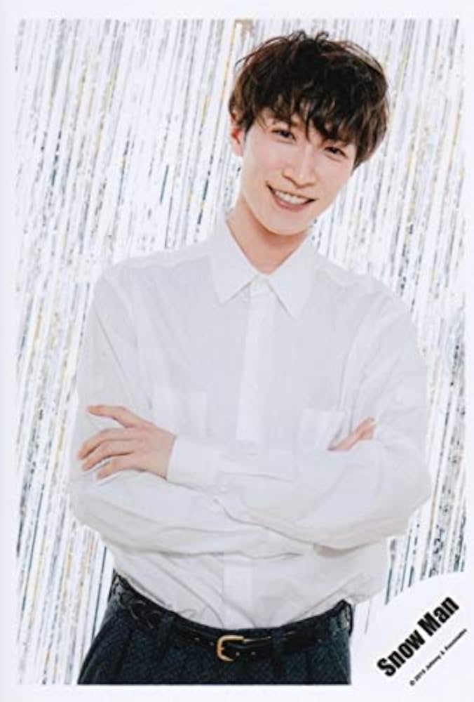 Amazon.co.jp: Snow Man mini公式写真(渡辺翔太)（L判の半分サイズ