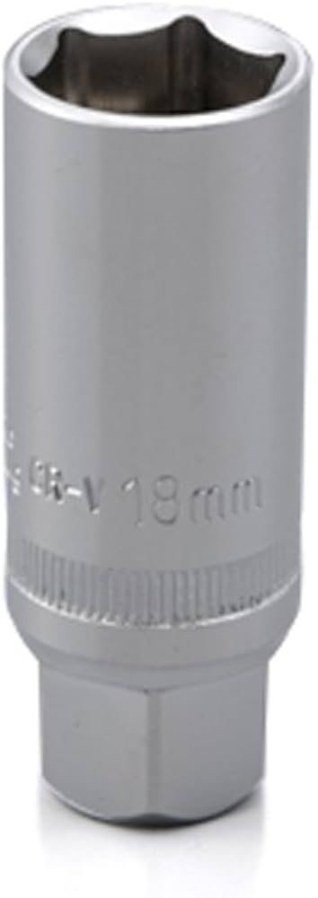 Amazon.co.jp: Daytona 97753 Motorcycle Plug Socket, 0.7 inches (18