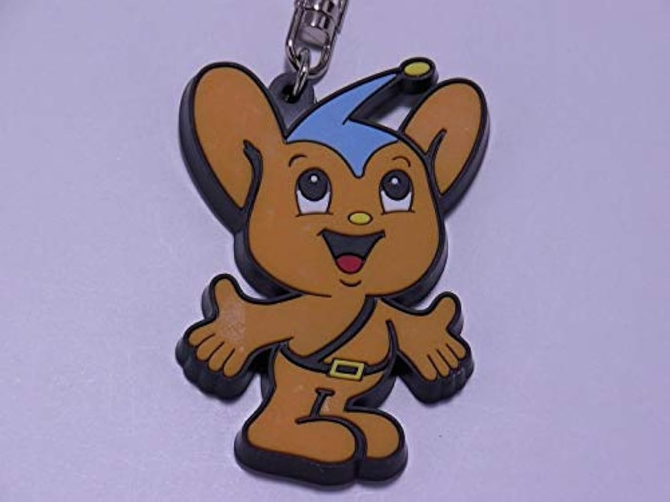 Amazon.co.jp: ピーポくんラバーキーホルダー 警察グッズ ピーポくん