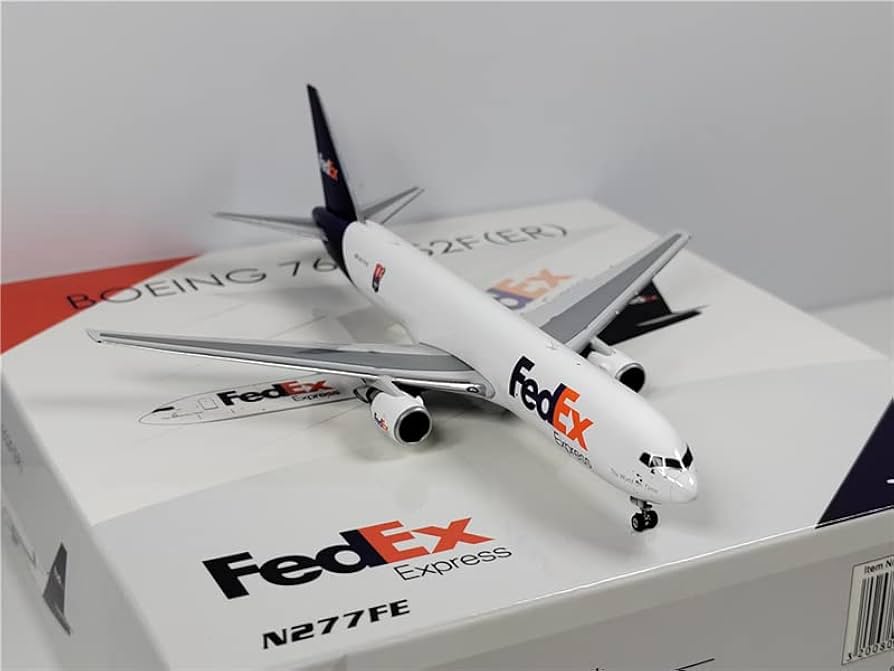 Amazon.com: Phoenix for FedEx Express for Boeing B767-300F N277FE