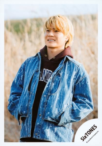 Amazon.co.jp: Six TONES 公式 生 写真（森本慎太郎）ST01524 : おもちゃ