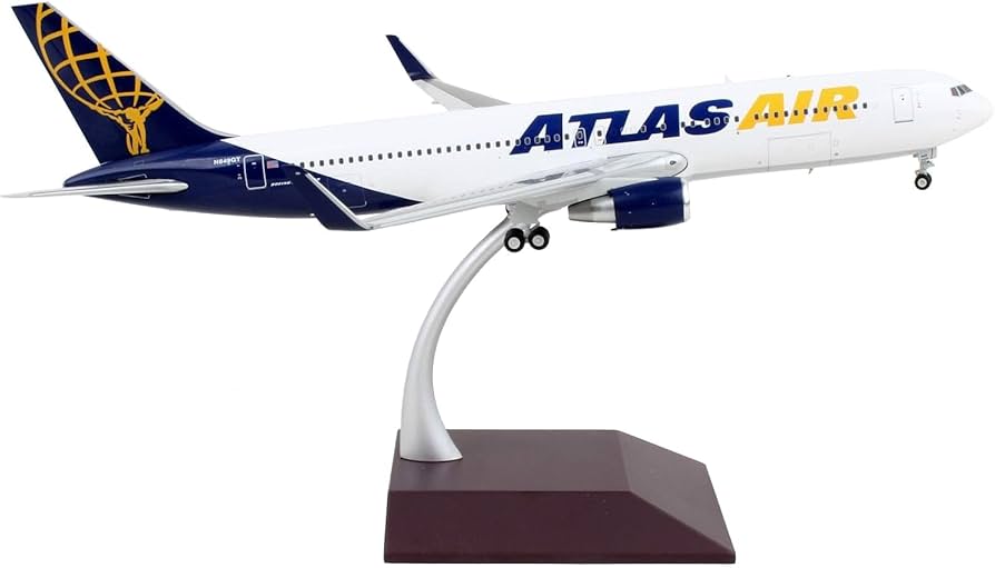 Amazon.com: GeminiJets G2GTI1196 Atlas Air Boeing 767-300ER N649GT