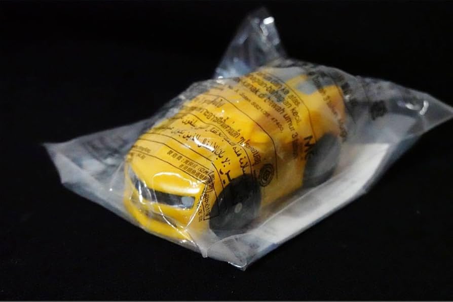 Amazon.co.jp: トランスフォーマー マクドナルド バンブルビー 変形 車