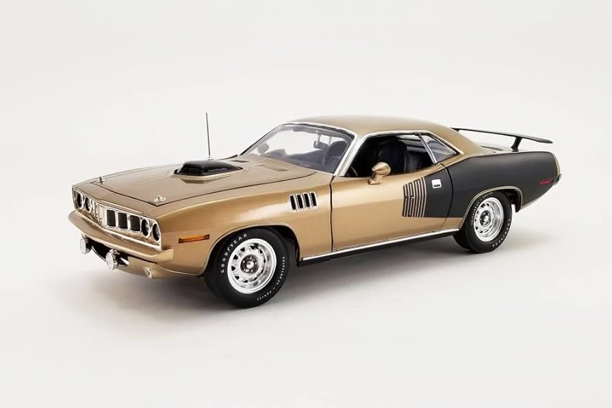 Amazon.com: ModelToyCars 1971 Plymouth Hemi Barracuda, Gold Leaf