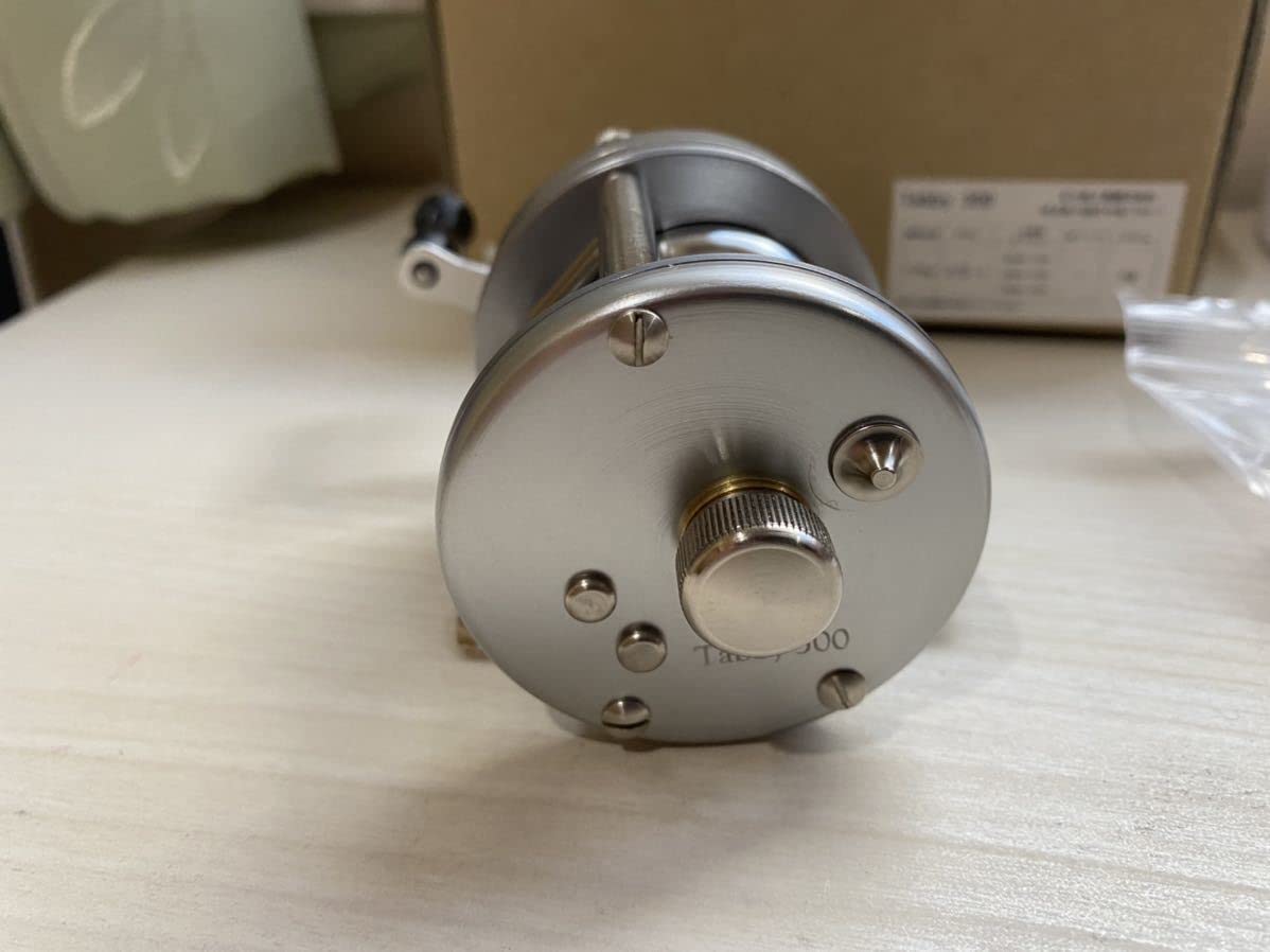 Amazon.co.jp: 激レア 五十鈴工業 ベイトリール Tabby 300 タビー 300