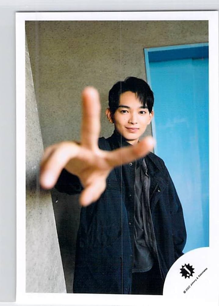 Amazon.co.jp: 少年忍者 内村颯太 公式写真 写真 フォト （スリーブ