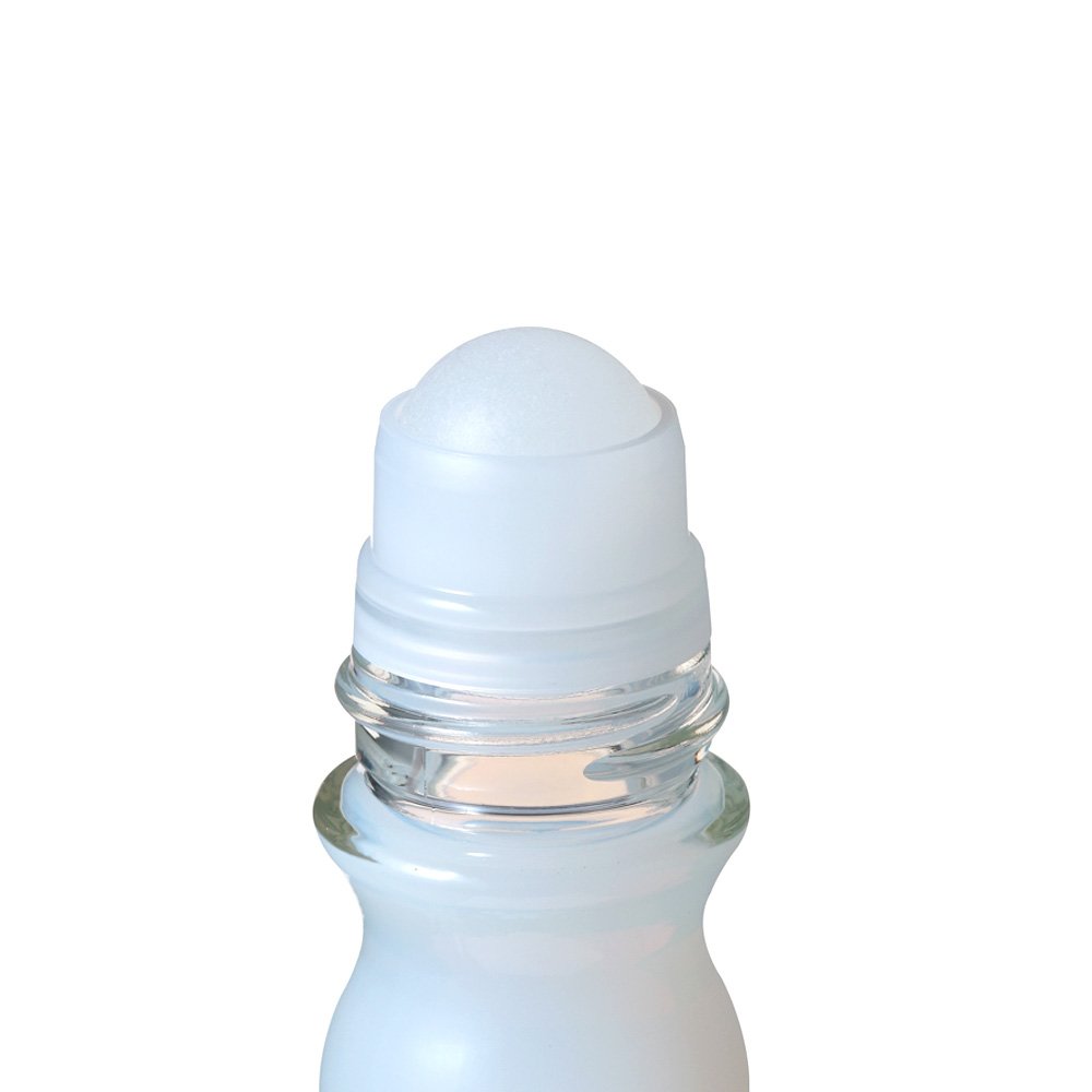 Amazon | Ban(バン) デオドラントロールオン 高濃度ミルキータイプ