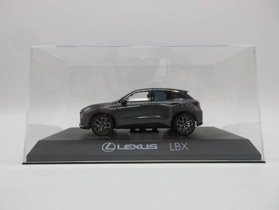 Amazon | 1/43 レクサス LEXUS LBX 右ハンドル ディーラー特注 成約