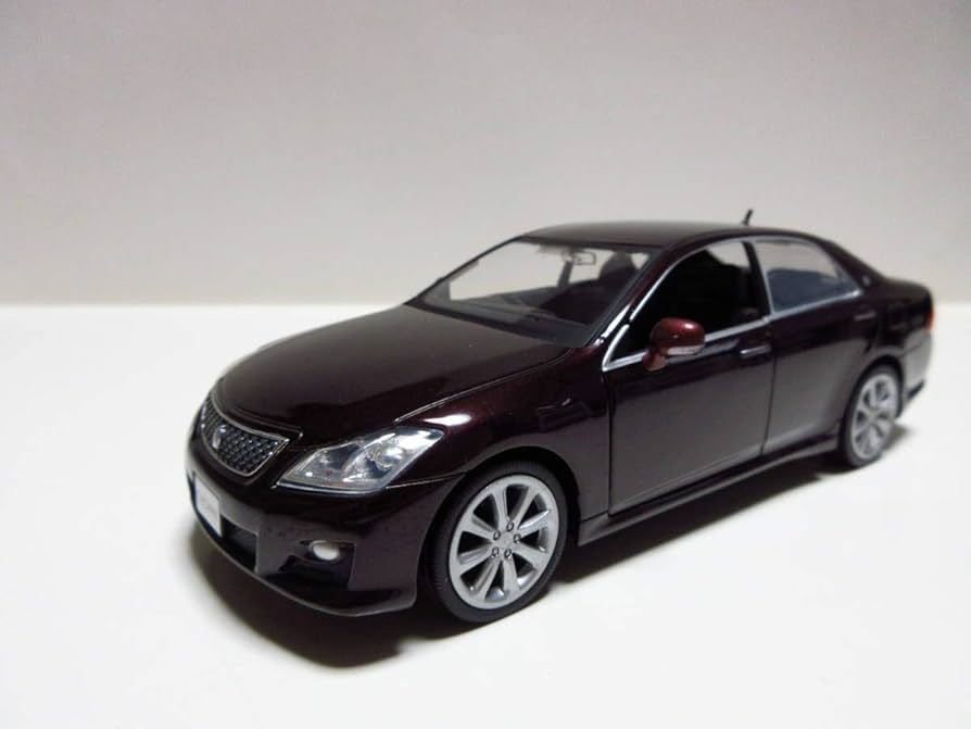 Amazon | 1/30 トヨタ クラウンアスリート CROWN 200系 非売品 カラー