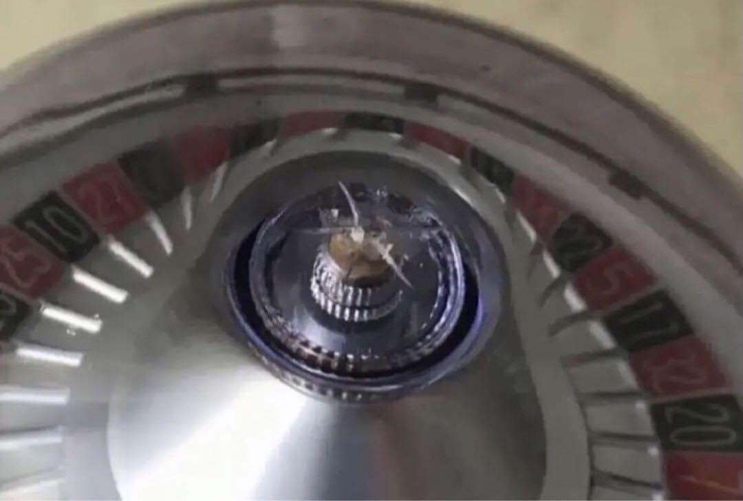 Amazon.co.jp: ?ミニチュアではなく本物 おみくじ器 青色 ルーレット