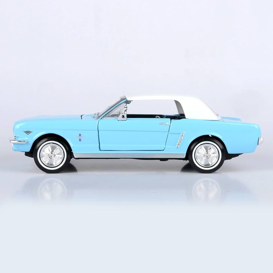 Amazon.com: James Bond 1964 1/2 Ford Mustang 1/24 DIECAST Model