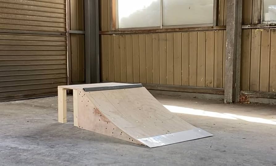 Amazon.co.jp: スケボー ランプ ミニランプ ジャンプ台 組み立てキット