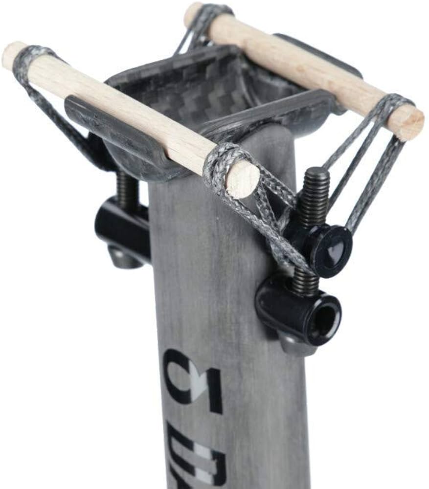 Amazon | Darimo カーボンシートポスト T1 27.2x300mm 71g | Darimo