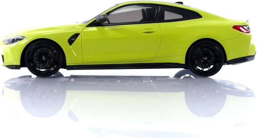 Amazon.com: Minichamps 155020120 1:18 BMW M4-2020-Yellow