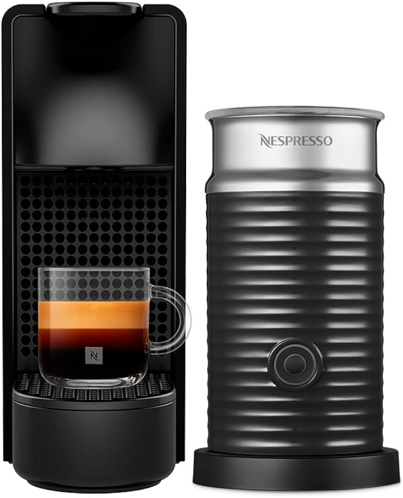 Combo Cafeteira Espresso Nespresso Essenza Mini Preta + Espumador