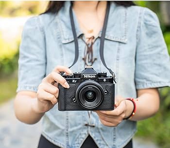 Amazon | 本革カメラハーフケースカバー ハンドグリップ付き Zf Zf