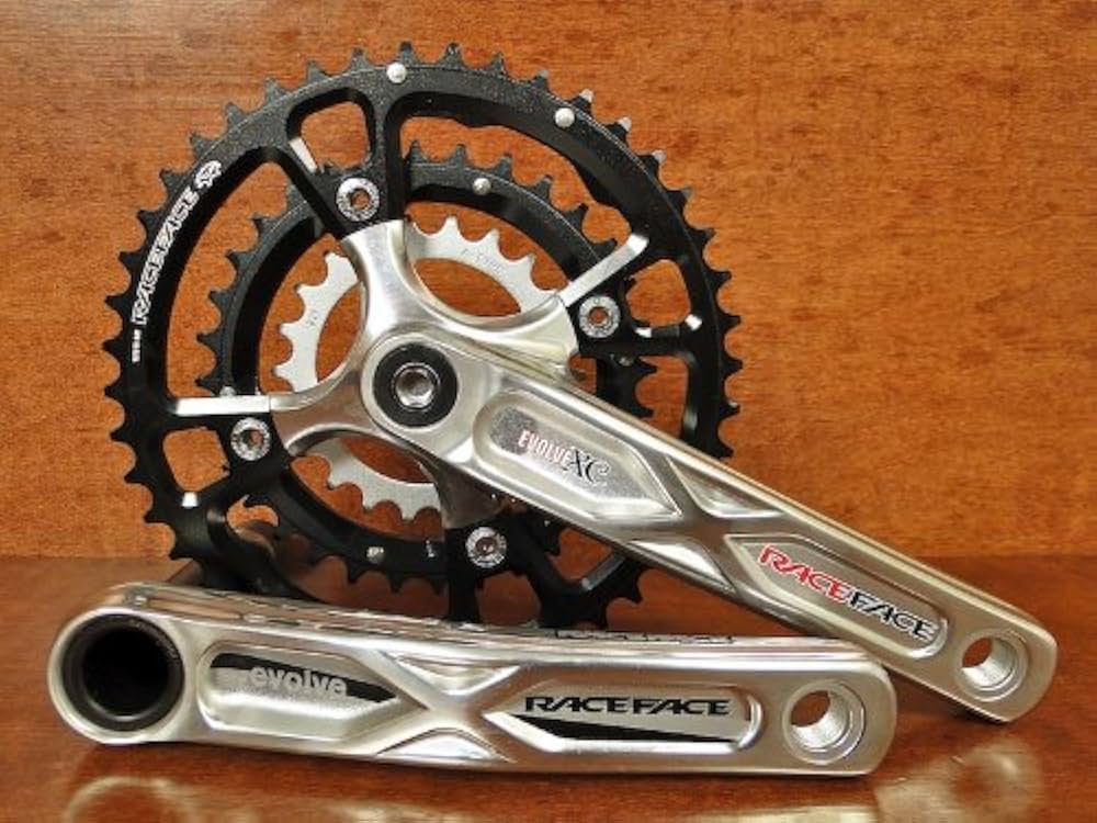 Amazon | Race Face Evolve Xタイプクランクセット、170mm、22/32/44T
