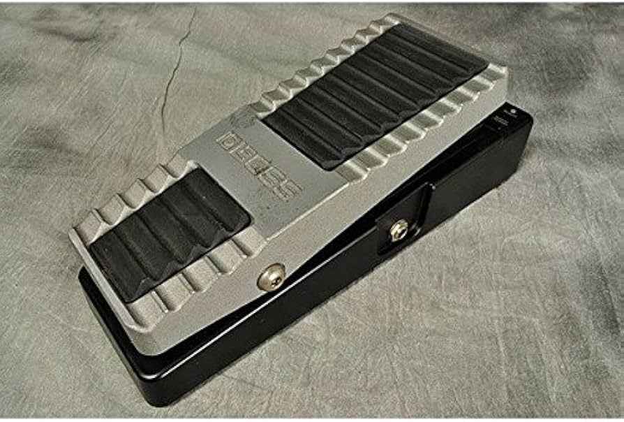 Amazon | BOSS ボス / PW-10 V-Wah | ワウ | 楽器・音響機器