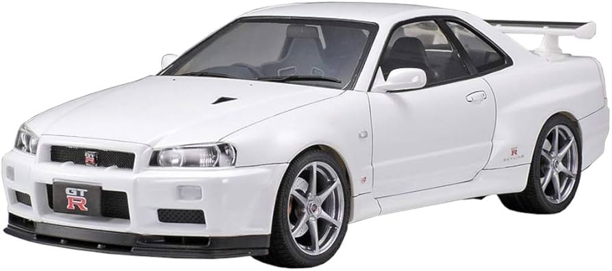 Amazon.com: Tamiya Nissan Skyline GT-R R34 V-Spec II 1/24 Scale