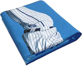 Amazon.co.jp: 神里和毅 横浜denaベイスターズ タオル 直筆 8番 プロ