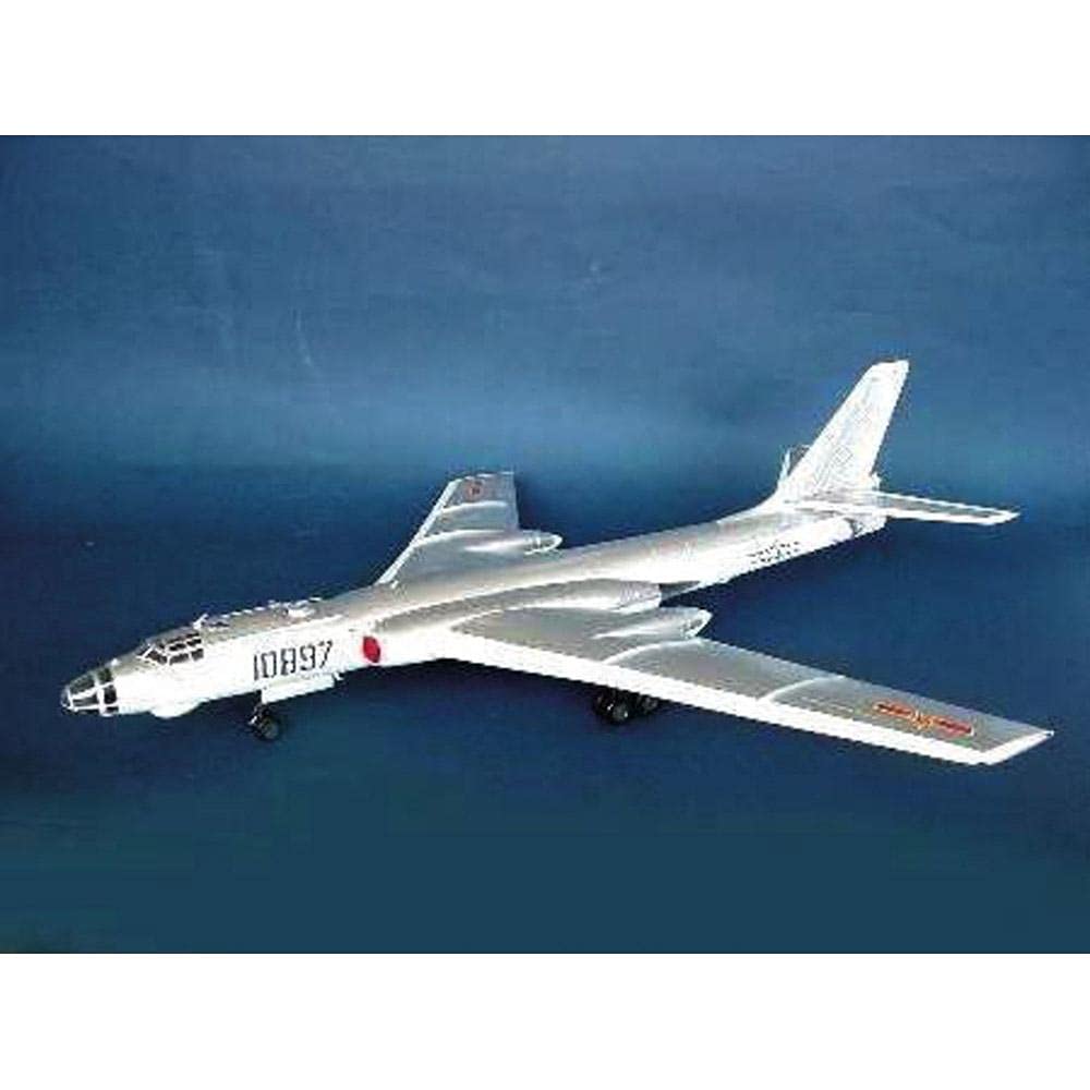Amazon | トランペッター 1/72 ツポレフ Tu-16k-26 バジャーG 爆撃機