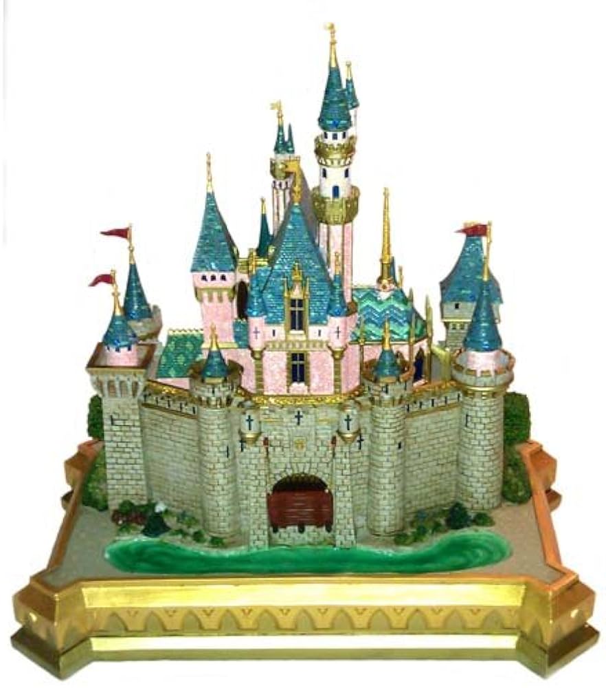 Amazon.co.jp: ディズニー ビッグフィギュア像 - ディズニーランド