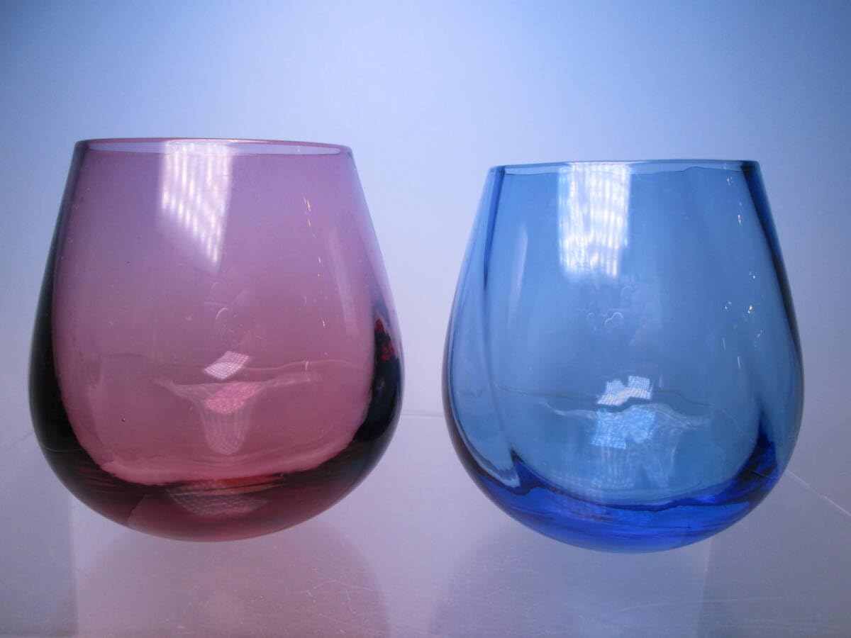 Amazon | KITAICHI GLASS 北一硝子 ブルーワインレッド揺れる工芸