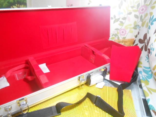 送料無料)12.980円 沖縄三線専用 肩紐付き一丁入アルミハードケース 安心