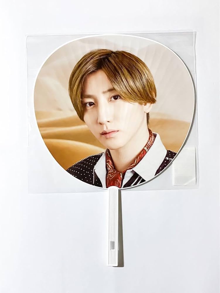 Amazon.co.jp: SixTONES 京本大我 うちわ Feel da CITY : ホーム＆キッチン