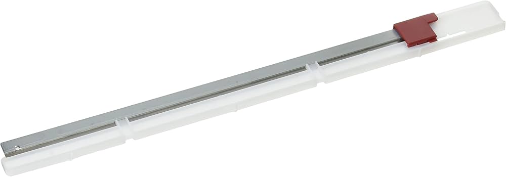 Amazon.co.jp: プラス 裁断機替刃 コンパクト断裁機 PK-113専用替刃