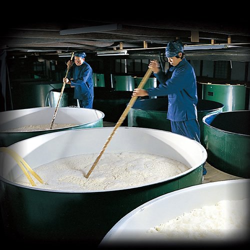 Amazon.co.jp: 大吟醸 双鶴賀茂鶴 1.8L（SK-A1) : 食品・飲料・お酒