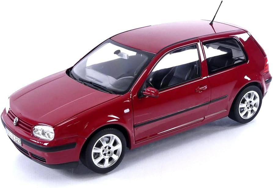 Amazon | NOREV VW ゴルフ 02 レッド 1/18 188573 | ミニカー・ダイ