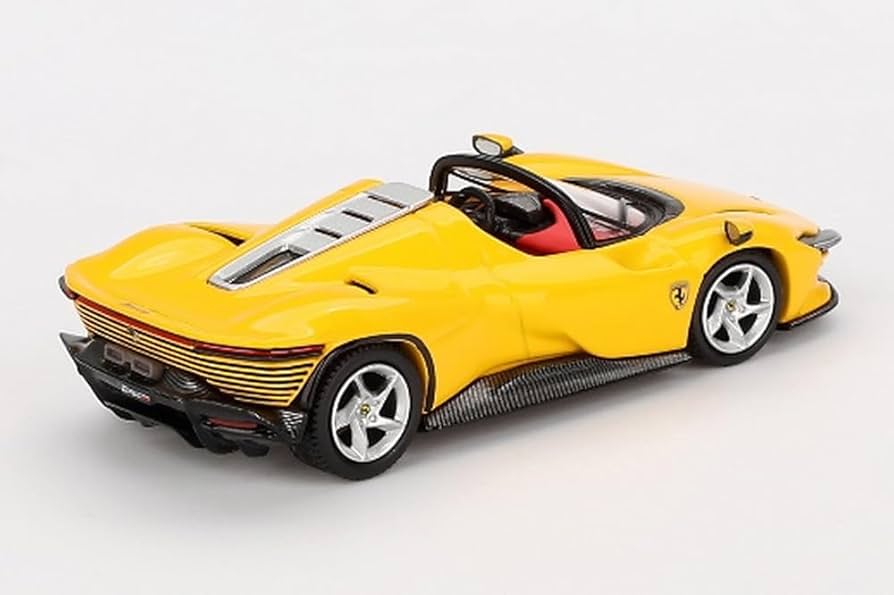 Amazon | BBR 1/64 フェラーリ デイトナ SP3 Giallo Modena (イエロー