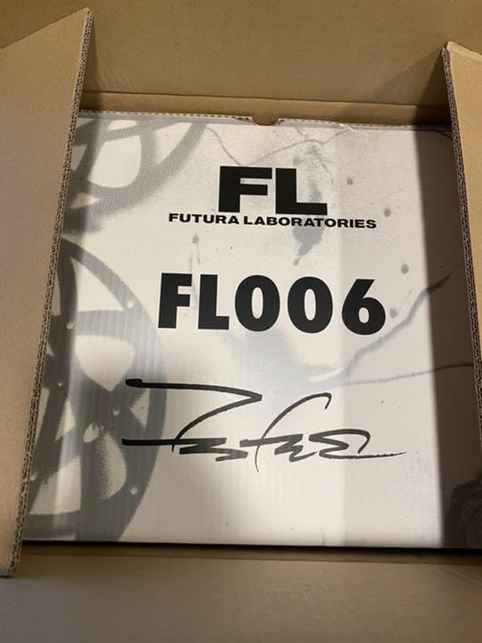 Amazon.co.jp: FUTURA FL006 村上隆 KYNE MEDICOM TOY banksy : おもちゃ