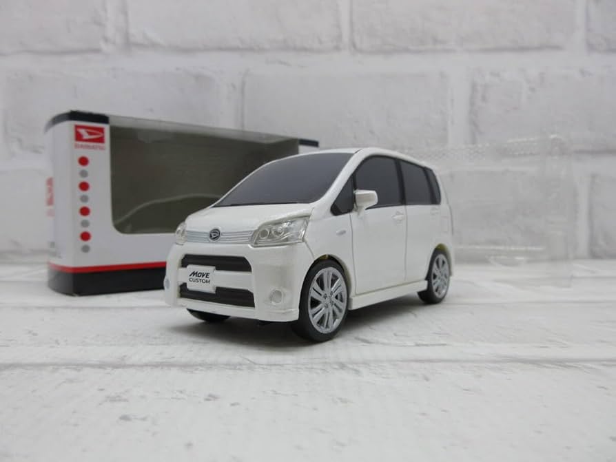 Amazon.co.jp: ミニカー ダイハツ 5代目ムーヴカスタム 前期 パール