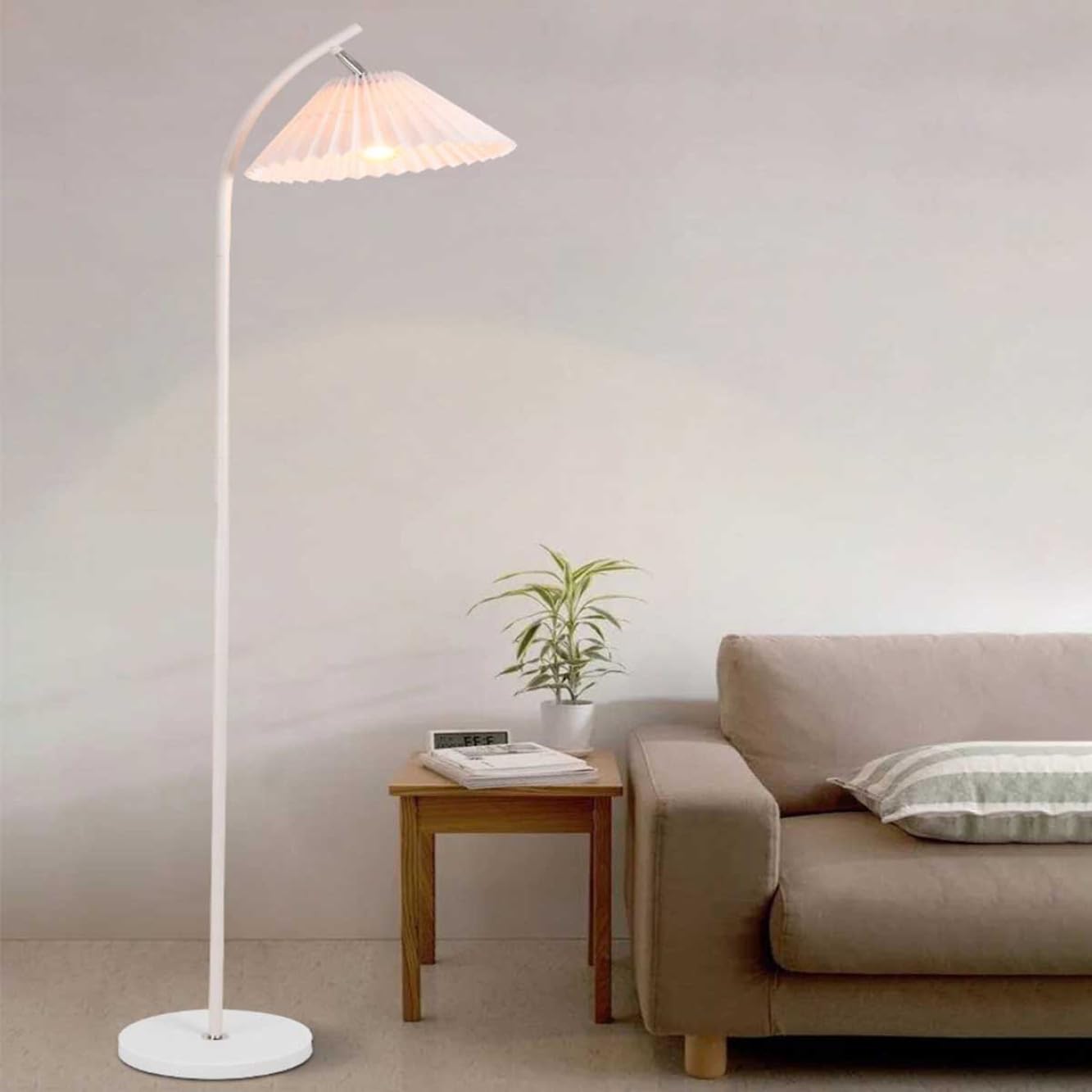 Amazon.co.jp : VeroMan フロアスタンド フロアランプ ブラック 鉄・布